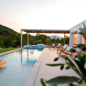 Aristotelia Gi - Premium Luxury With Private Pools Βίλα